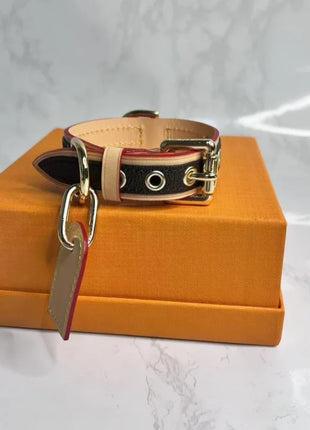 Dog Collar Luxury Cat Collar Safe Adjustable Cowhide Leash Lead Collar for Small Medium Large Dogs Cute Pet Accessories